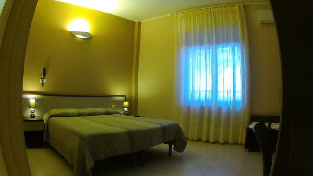 سبوتورنو Albergo Sorriso المظهر الخارجي الصورة